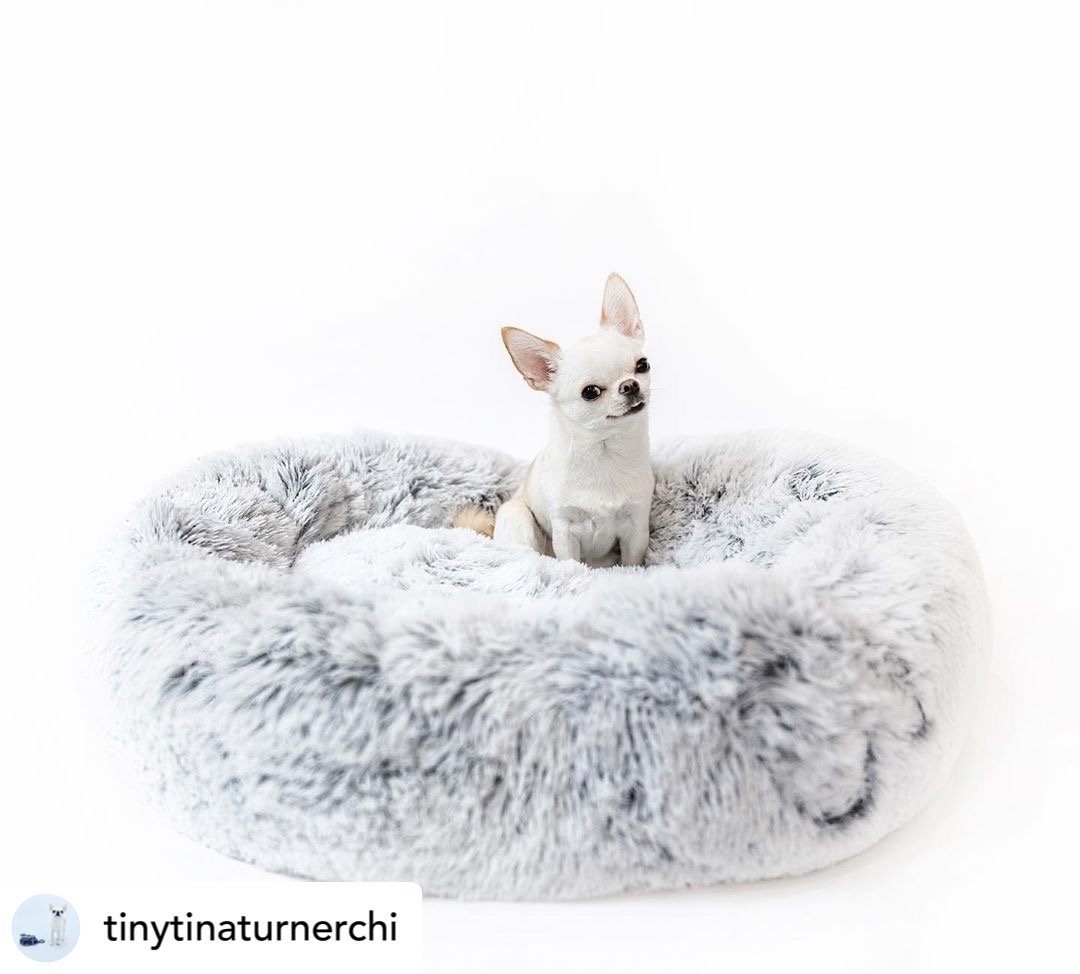 OrthoPlush Pet Bed Snowflake White Two Tone Comfortable Sleeping Cushion
